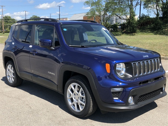 New 2019 JEEP Renegade Latitude FWD Sport Utility